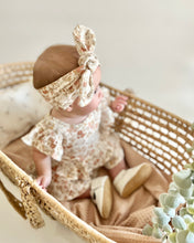 Load image into Gallery viewer, BABY LEATHER SHOES | WHITE
